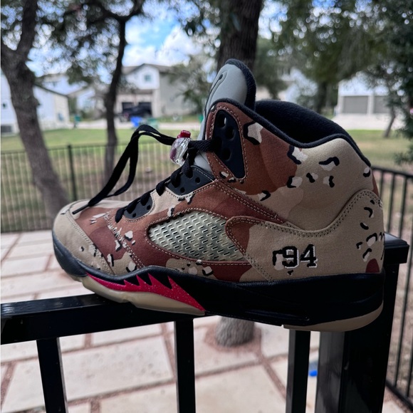 Air Jordan’s Supreme camouflage men’s Shoes - Picture 4 of 9